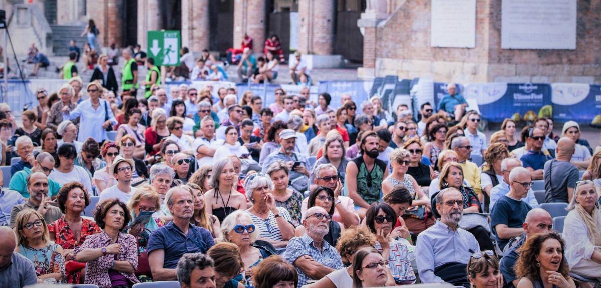 Pubblico Pubblico